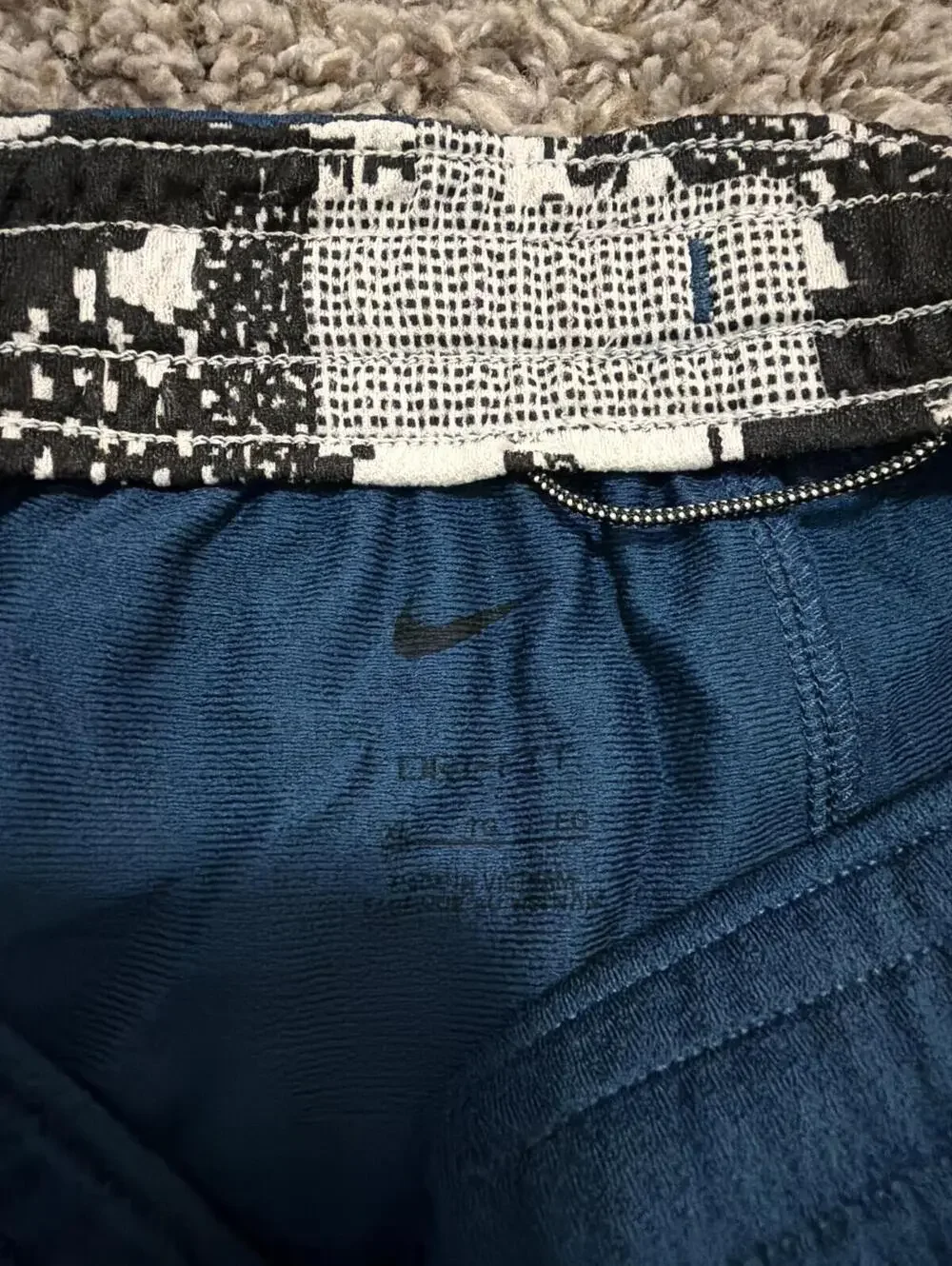 Nike Boys XL Athletic Shorts Navy Green